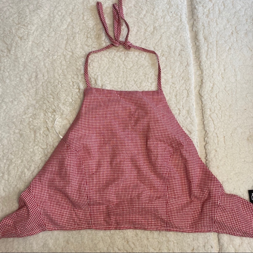 Red / pink white grid crop top (open tie back) LF